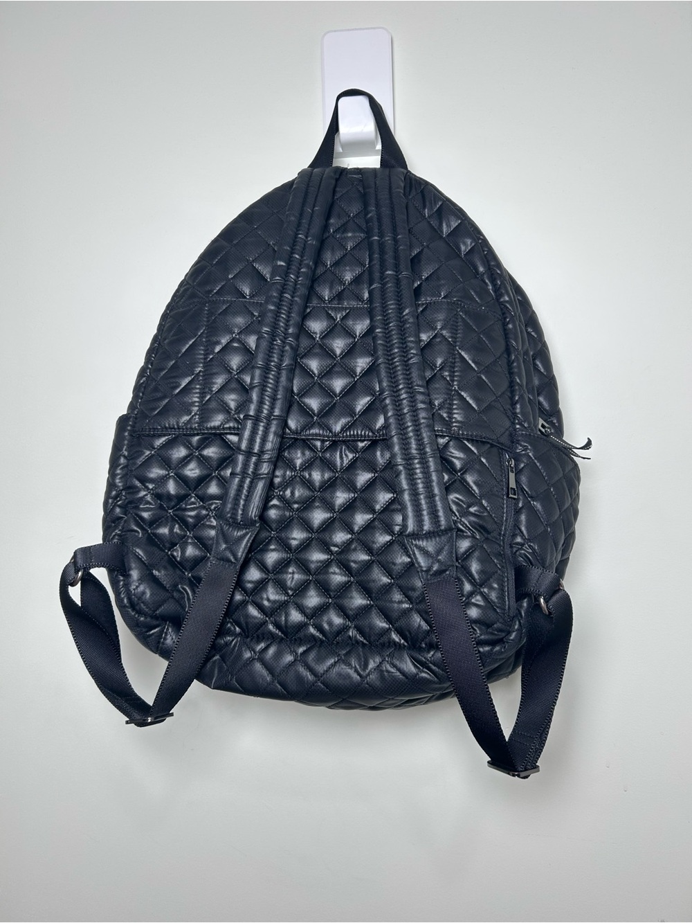 Oliver Thomas Large Wingwoman Laptop Backpack black quilted travel work - Picture 3 of 9